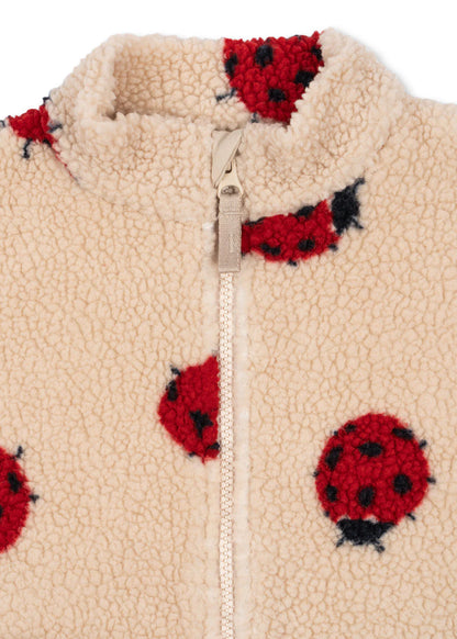 Kuschelige Jacke mit Marienkäfer-Motiv von Konges Slojd (Modell: "Jody Jacke - Ladybug Sand")