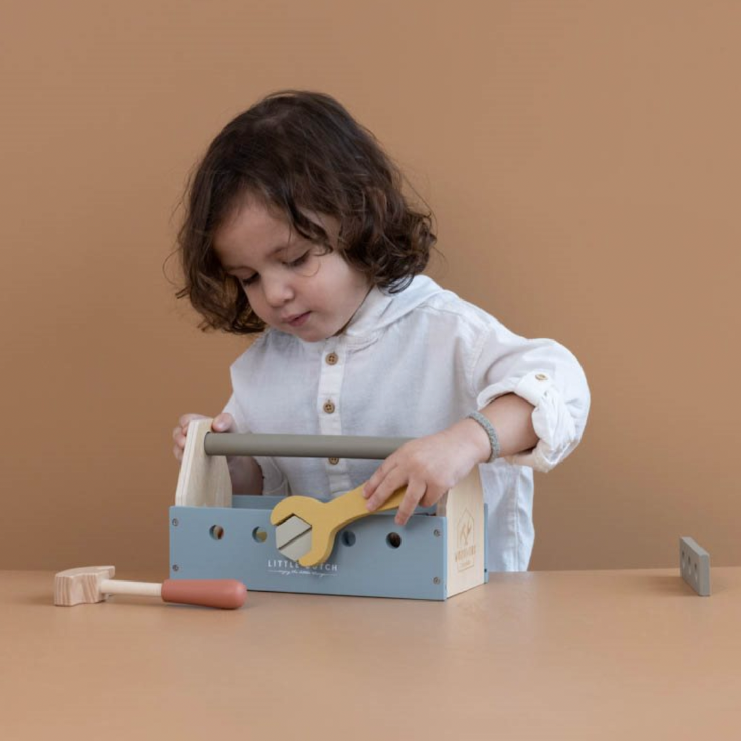 Werkzeugkoffer aus Holz für Kinder von Little Dutch